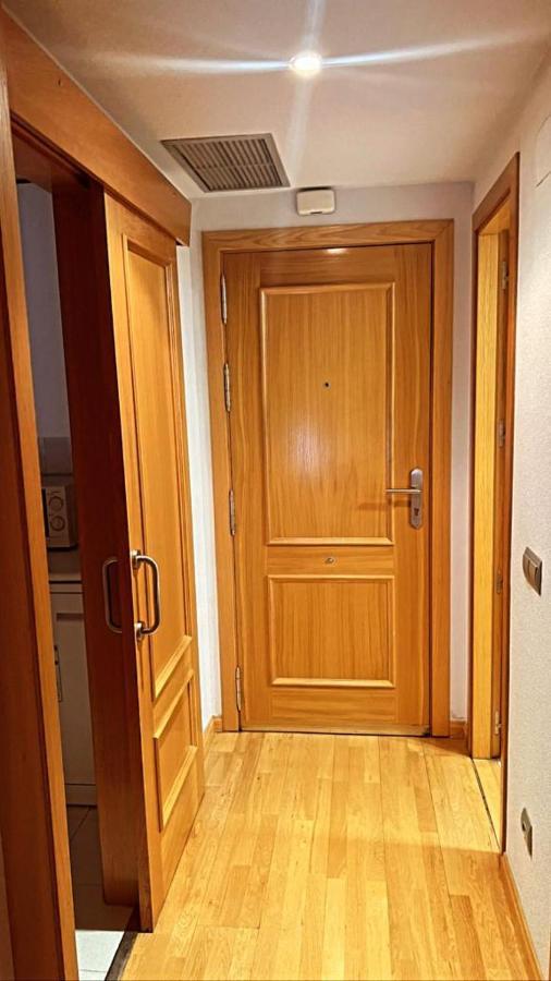 Suites Madrid Belfast 13 Ifema Airport Екстер'єр фото